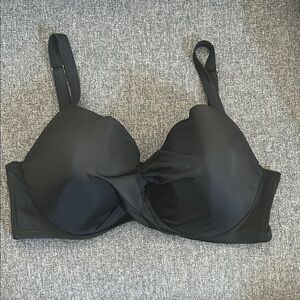 Swimsuits For All Black Twist Design Bikini with Molded Cups